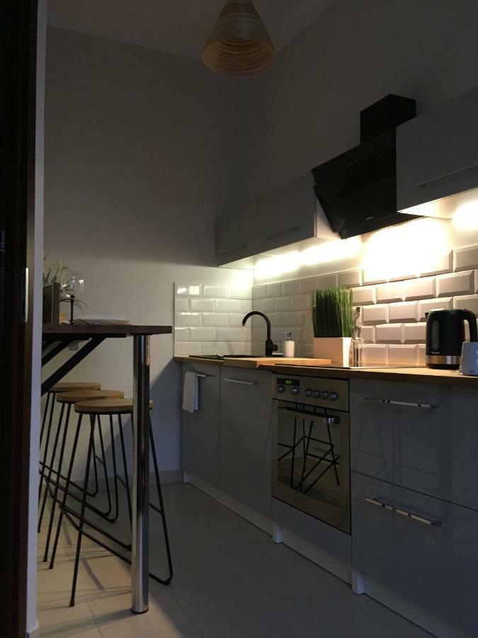 Marzec Apartamenty Gniezno Exterior foto
