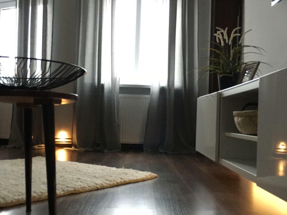 Marzec Apartamenty Gniezno Exterior foto